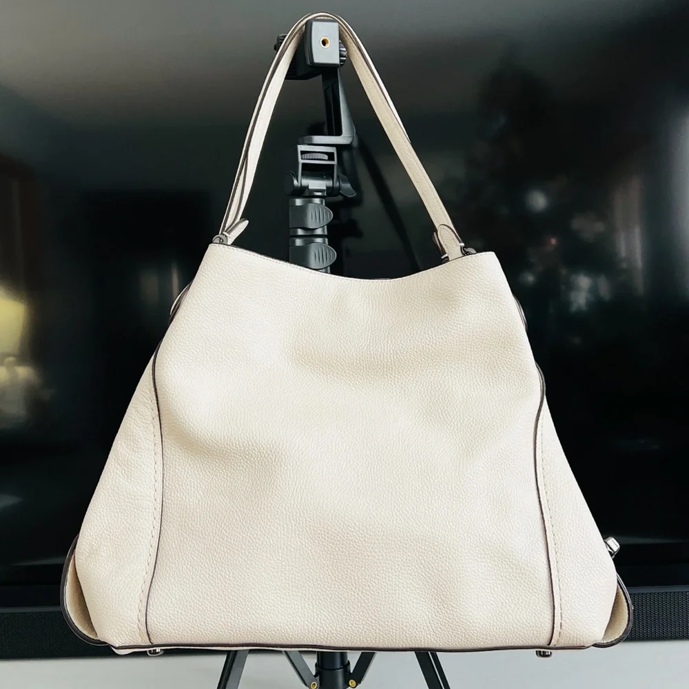 Coach Edie Shoulder Bag 31 With Star Rivets - Picture 9 of 16